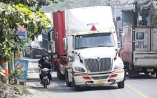 TP.HCM yêu cầu đẩy nhanh thủ tục mở rộng đường 'tử thần' Nguyễn Duy Trinh