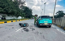 Tránh đường ngập, tài xế taxi đi ngược chiều, xảy ra tai nạn chết người