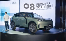 Lynk & Co 08 ra mắt Việt Nam: Giá từ 1,299 tỉ đồng, máy PHEV, chạy được 200km không cần xăng