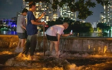 Triều cường TP.HCM hôm nay gần 1,8m, mạng đăng vỡ kè Bình Quới là thất thiệt