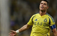 Ronaldo ghi bàn thắng thứ 950, một ngày sau khi Messi phá kỉ lục ghi bàn của anh