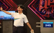 Chung kết Đường lên đỉnh Olympia: Bảo Khánh đang vượt lên