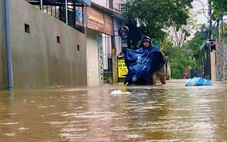 Huế cho học sinh toàn thành phố nghỉ học trong ngày 27-10 do mưa lớn