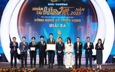 Nhóm sinh viên làm công cụ phát hiện trang web lừa đảo đạt giải thưởng Nhân tài đất Việt 2025
