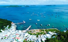 Dân Nam Du mỏi mòn chờ điện lưới quốc gia kéo về đảo