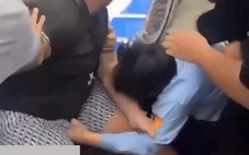 Vụ hành hung bảo vệ tàu metro: Người lớn thiếu lịch sự, sao dạy trẻ em?