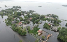 Thời tiết hôm nay 29-10: Mưa dông vẫn bao trùm miền Trung, lũ chưa có dấu hiệu rút