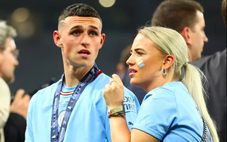 Phil Foden cầu cứu luật sư vì tin đồn ác ý