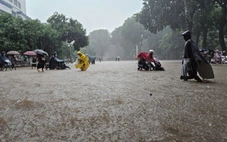 Trường học ở Hà Nội sẽ linh hoạt hình thức dạy học để ứng phó với bão số 11