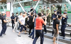 Y bác sĩ liên tục bị hành hung, làm sao bệnh viện là nơi an toàn?