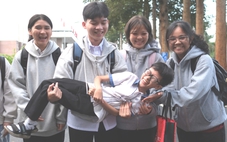 Sáng nay tiếp sức đến trường 143 cho tân sinh viên các tỉnh Tây Nguyên tại thành phố Buôn Mê