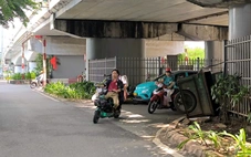 TP.HCM chỉ đạo xử lý nghiêm các bãi giữ xe trái phép dưới gầm cầu