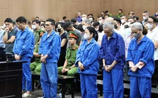 Cựu chi cục trưởng khai 'gặp biến cố gia đình' nên vào King Club 'giải tỏa' bằng 23 tỉ