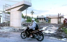 Dự án đường Hồ Chí Minh 'tắc' do chậm giải phóng mặt bằng