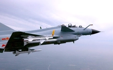 Từng 'bật đèn xanh', Indonesia bất ngờ phủ nhận sắp mua tiêm kích J-10 của Trung Quốc