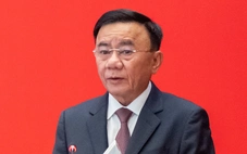 Bộ Chính trị: Trước 15-12 bố trí xong 100% chủ tịch UBND tỉnh không phải người địa phương