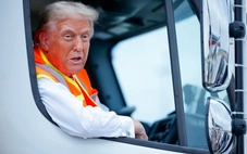 Ông Trump áp thuế 25% lên xe tải hạng nặng nhập khẩu từ ngày 1-11