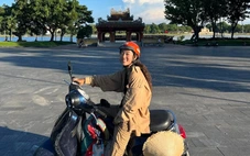 Cô gái Nhật đi vòng quanh thế giới 1 mình: 40 ngày xuyên Việt bằng Vespa