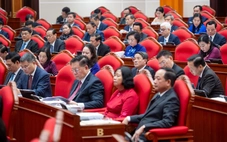 Thông cáo ngày làm việc thứ hai Hội nghị Trung ương 13