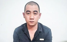 Thanh niên lao xe hơi vào quán nhậu tông chết người khai gì?