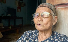 'Năm nay 90 tuổi rồi mà chưa bao giờ thấy Hà Nội 7 ngày ngập sâu 2 lần, khổ lắm'