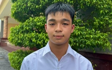 Bố mẹ không may đều nhiễm HIV, tân sinh viên đậu ĐH Tây Bắc quyết học thay đổi nỗi đau