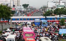 HĐND TP.HCM: Cần tháo ‘nút cổ chai’ quốc lộ 13 báo Tuổi Trẻ nêu, trong khi chờ mở rộng toàn tuyến