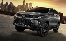 Toyota Fortuner 2025 ra bản mới, thêm loạt ADAS, động cơ không đổi