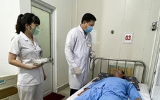Bác sĩ Chợ Rẫy hỗ trợ cứu sống hai bệnh nhân đột quỵ nhồi máu não cấp ở Phú Quốc
