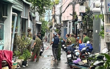 TP.HCM: Đang phong tỏa tìm cách khống chế người đàn ông tấn công hàng xóm, cố thủ trong nhà