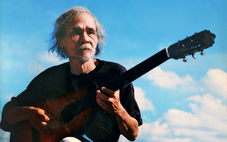 Tiễn biệt thi sĩ ‘Hoàng tử bé’ Nguyễn Quang Tấn