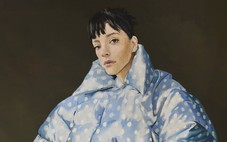 Lily Allen phơi bày nỗi đau trong album mới ‘West End Girl’