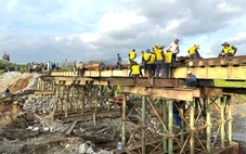 Khắc phục xong sự cố 'hổng chân' do bão Kalmaegi, đường sắt Bắc - Nam thông suốt trở lại