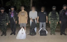 Thái Lan bắt đối tượng vượt biên người Trung Quốc cầm 1.000 thẻ SIM