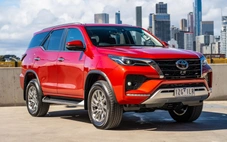 Toyota Fortuner có dấu hiệu bị khai tử: Ngừng bán ở một thị trường quan trọng, không có xe thay thế