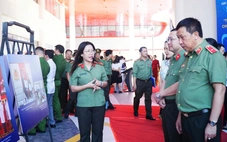 Bộ Công an triển lãm ảnh thực trạng tội phạm mua bán người, bạo lực giới tính