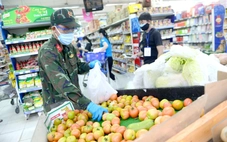 Đài tưởng niệm nạn nhân COVID-19: Dìu nhau qua thăng trầm, đau thương vẫn luôn vững lòng