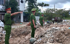 Công an phường tuần tra, bắt quả tang 2 xe tải đổ bậy xà bần giữa đêm khuya