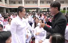 Cách ngăn bạo lực học đường: Giúp học trò thôi nói xấu nhau