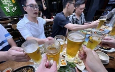 'Văn hóa nhậu' sau giờ làm đang dần biến mất