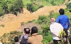 Vụ sạt lở núi ở Đà Nẵng: 3 người dân vẫn đang mất tích