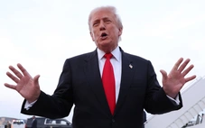 Chuyên gia hoài nghi về đề xuất chi ‘cổ tức thuế quan’ 2.000 USD cho dân Mỹ của ông Trump