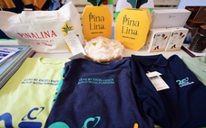 Bất ngờ với vải sợi dứa vừa thoáng vừa thơm