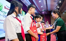 70 suất học bổng của báo Tuổi Trẻ và ấn phẩm Mực Tím sẻ chia với học trò Gia Lai sau bão