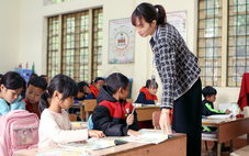 Cách nào để giáo viên có mức lương xứng đáng?