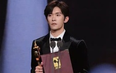 Dịch Dương Thiên Tỉ làm nên kỳ tích, trở thành Ảnh đế trẻ nhất lịch sử Kim Kê