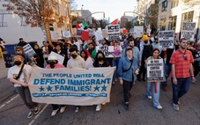 Đặc vụ Mỹ bắt 81 người nhập cư chỉ trong vài giờ ở một thành phố