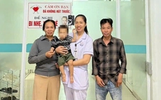 Nữ điều dưỡng trong làng kịp thời cứu bé 19 tháng tuổi ngừng tim khi rơi xuống kênh