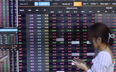 Chứng khoán tuần mới: Định giá về thấp hơn, rủi ro ngắn hạn giảm dần?