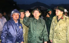 Phó thủ tướng Hồ Quốc Dũng chỉ đạo khắc phục sạt lở đèo Khánh Lê